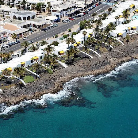 Velazquez Puerto del Carmen (Lanzarote)